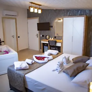 Hotel Bloomtalya